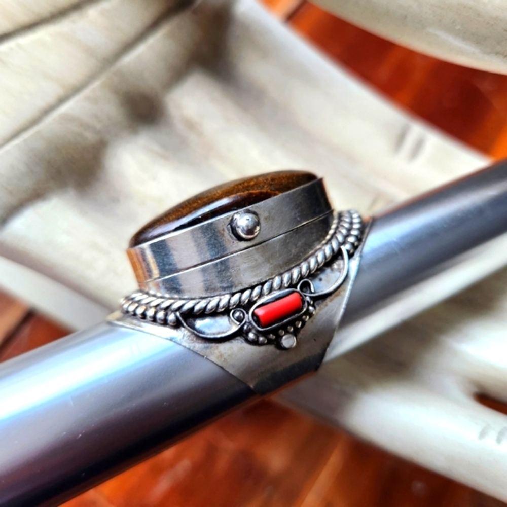 🤎New Boutique Item! Tiger Eye and Coral Gemstone "Poison" Ring💍 - Picture 13 of 14